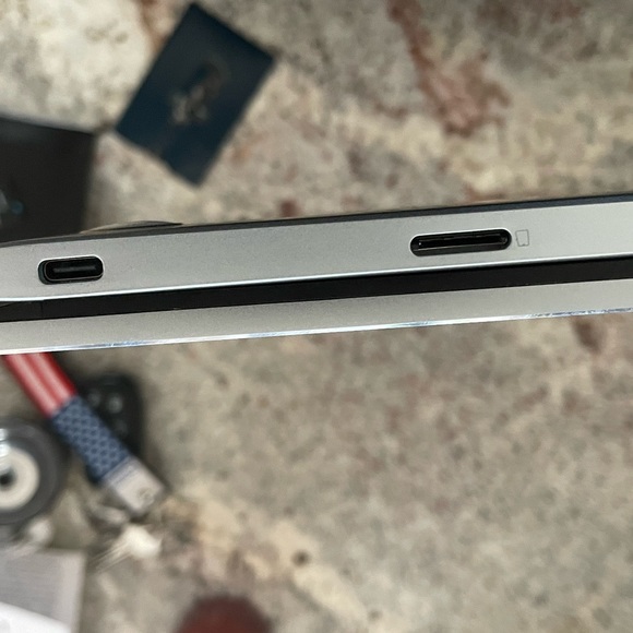 Asus 14 inch Chromebook Laptop - Picture 4 of 14